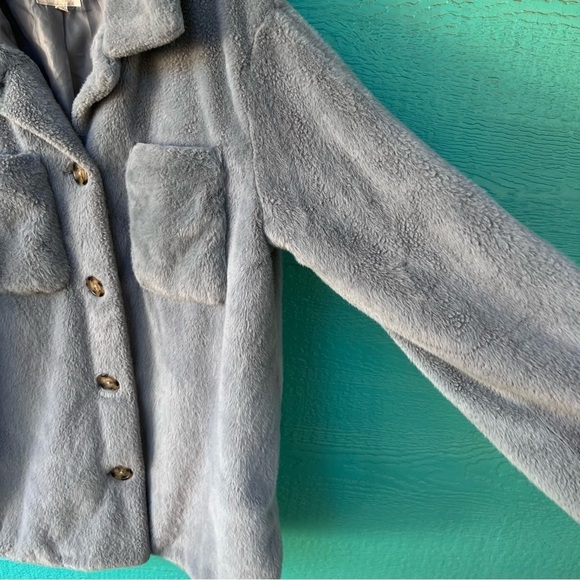 CHELSEA & VIOLET FUZZY LIGHT GRAY THICK SHIRT JACKET “SHACKET” SIZE MEDIUM - Picture 4 of 7